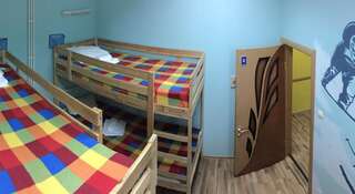 Гостиница Hostel 24 Kamchatka Петропавловск-Камчатский Кровать в общем четырехместном номере для мужчин-2